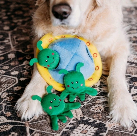 Zippy Paws Alien Burrow Dog Toy - Picture 6 of 10
